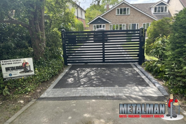 sliding automated gate
