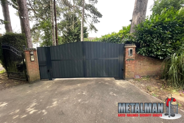 composite & steel automated gate 