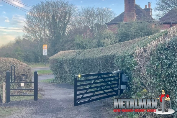 steel automated gate 