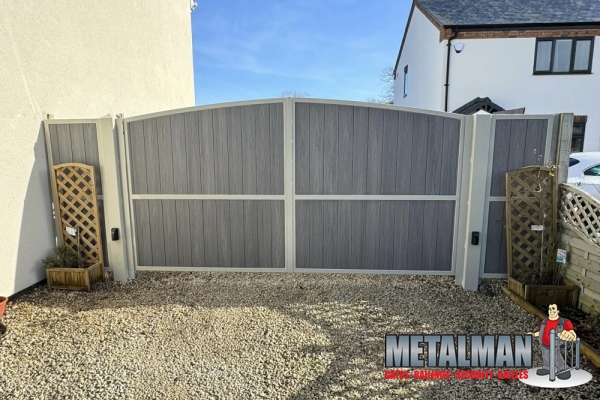 Double automated swing gates composite and steel